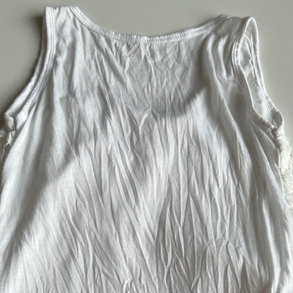 Bundle 2 embroidered lace, floral-lace detailing, sleeveless tops white - Picture 9 of 16